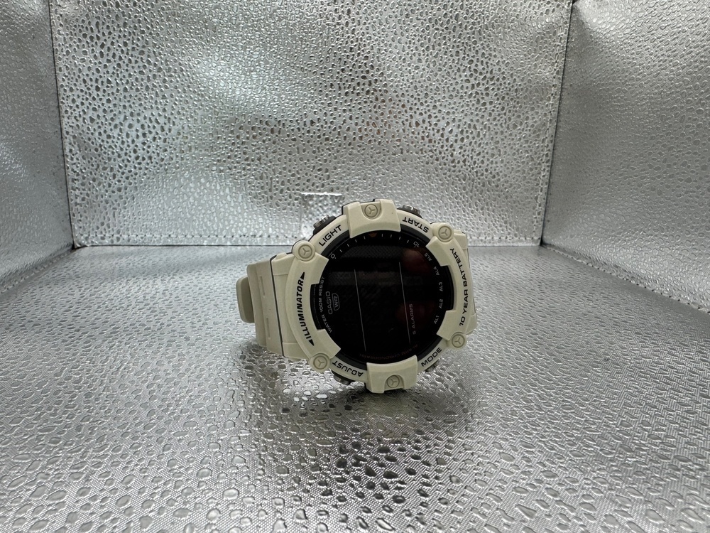 Часы наручные Casio AE-1500WH