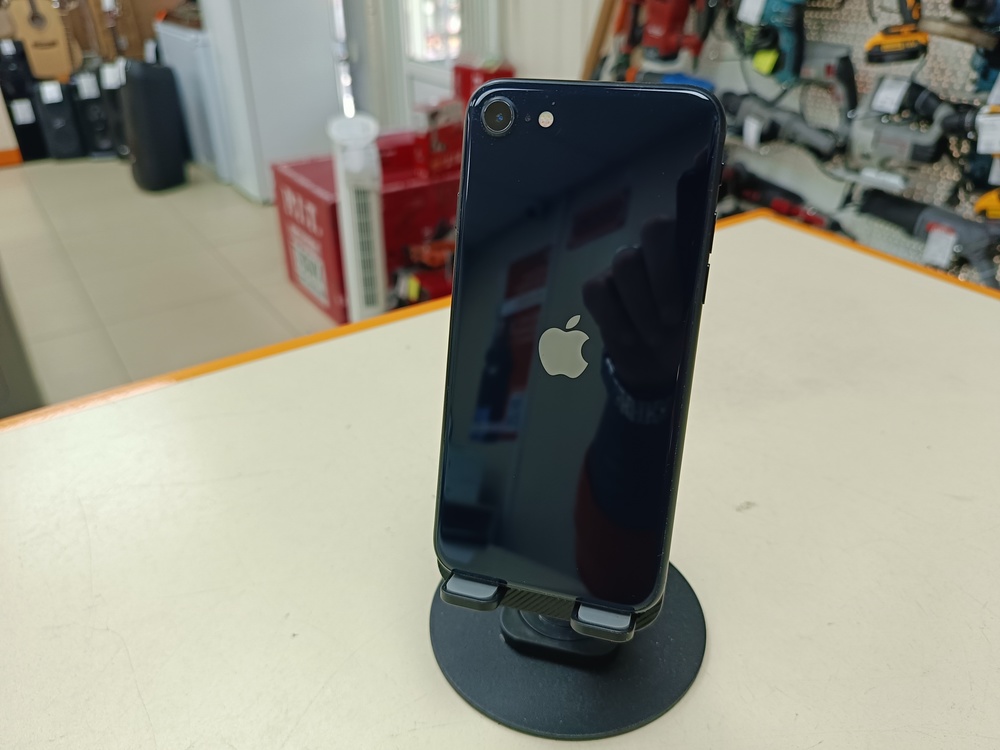 Смартфон Apple Iphone SE 2022 128Gb