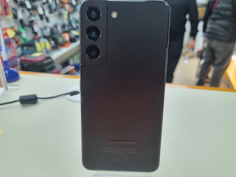 Смартфон Samsung Galaxy S22 8/256
