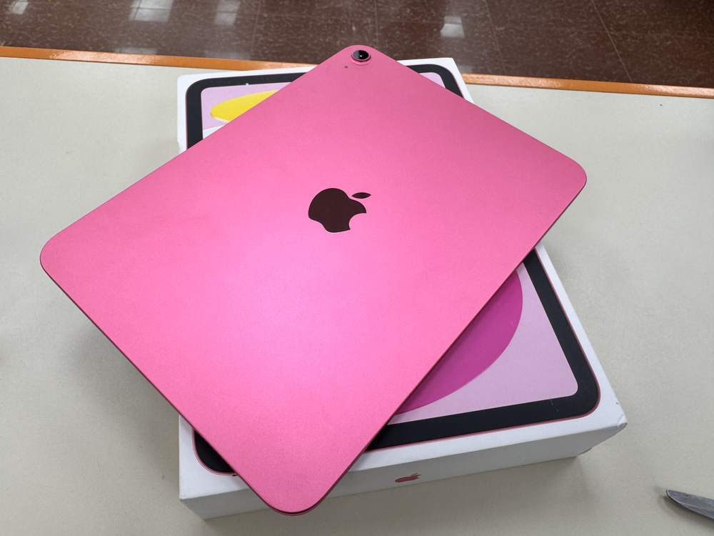 Планшет Apple iPad 11 128 ГБ (A16) 2025 A3354 (Wi-Fi)
