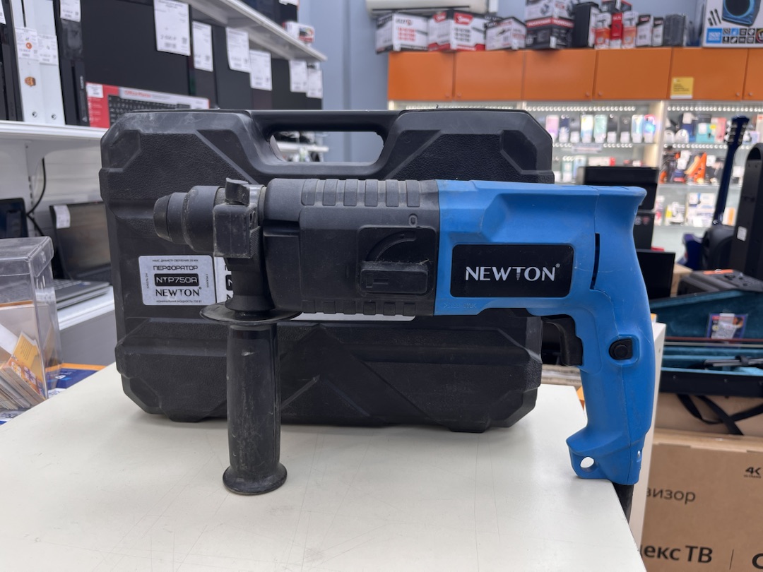 Перфоратор Newton NTP750A