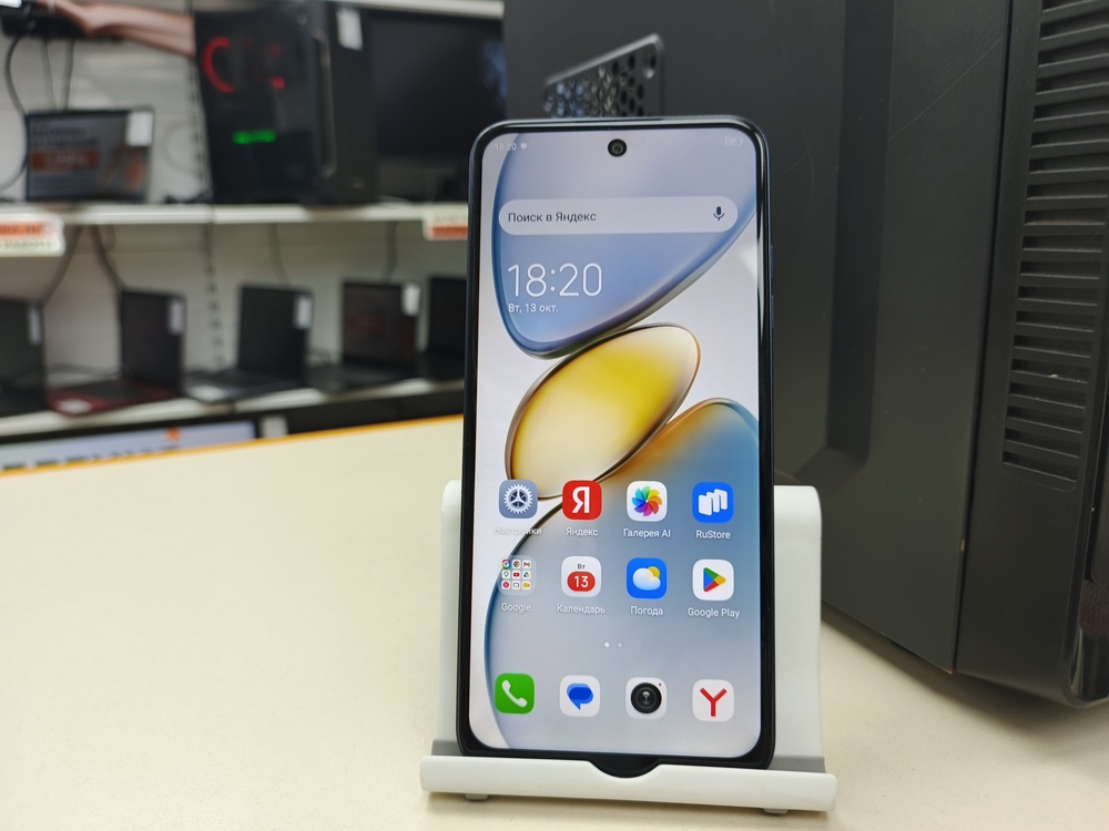 Смартфон Tecno Spark GO 1 3/64
