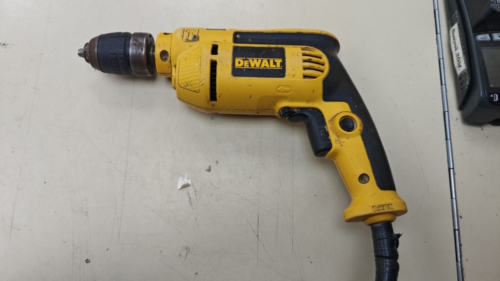 Дрели-ударные Dewalt DWD0245