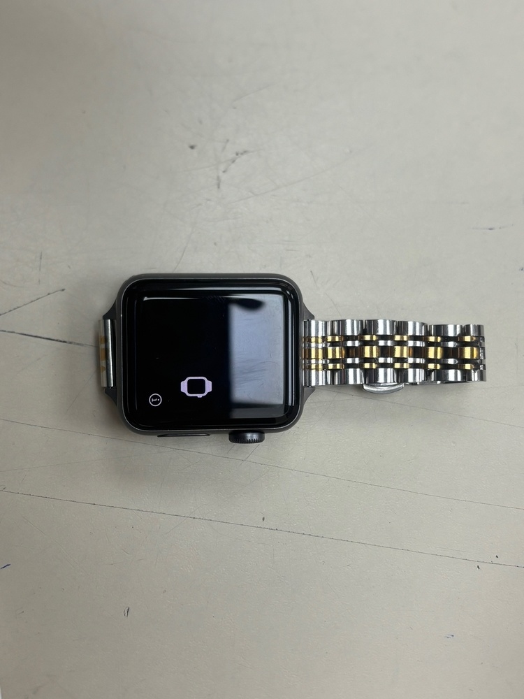 Смарт-часы Apple Watch Series 3 38 мм