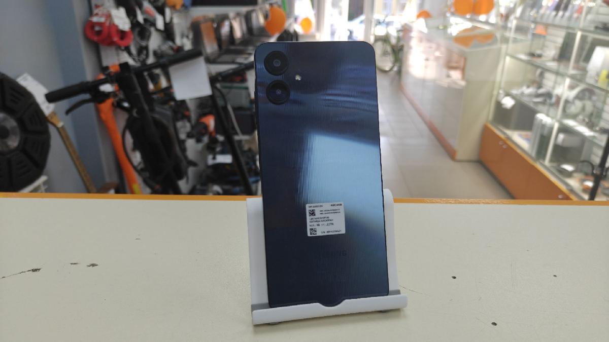 Смартфон Samsung Galaxy A06 4/64