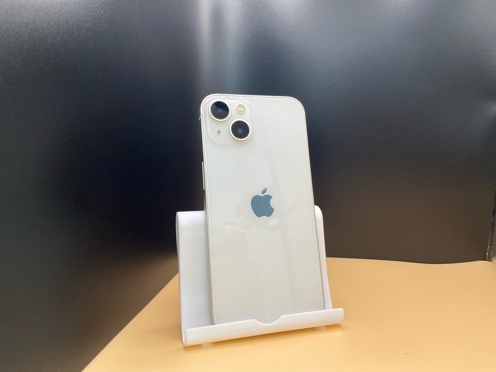 Смартфон Apple iPhone 13 128Gb