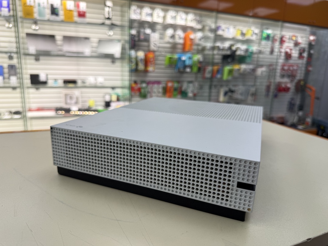 Игровая приставка Xbox One 500Gb