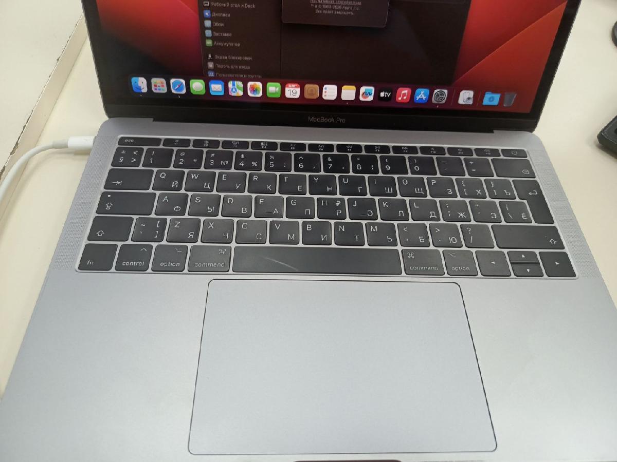 Ноутбук Apple MacBook Pro i5 (13 дюймов два порта Thunderbolt 3 2016) A1708