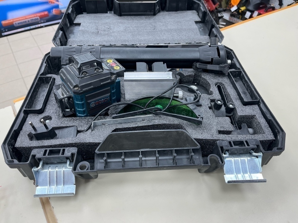 НИВЕЛИР BOSCH GLL 2-80 P