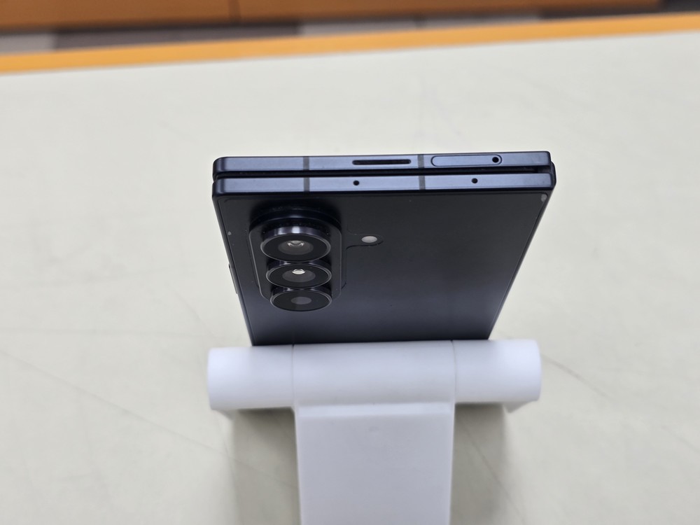 Смартфон Samsung Galaxy Z Fold 7 12/512
