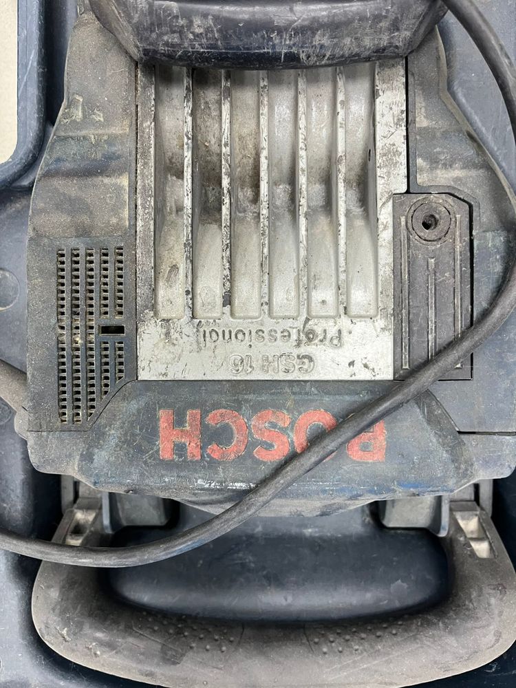 Отбойный молоток Bosch GSH 16