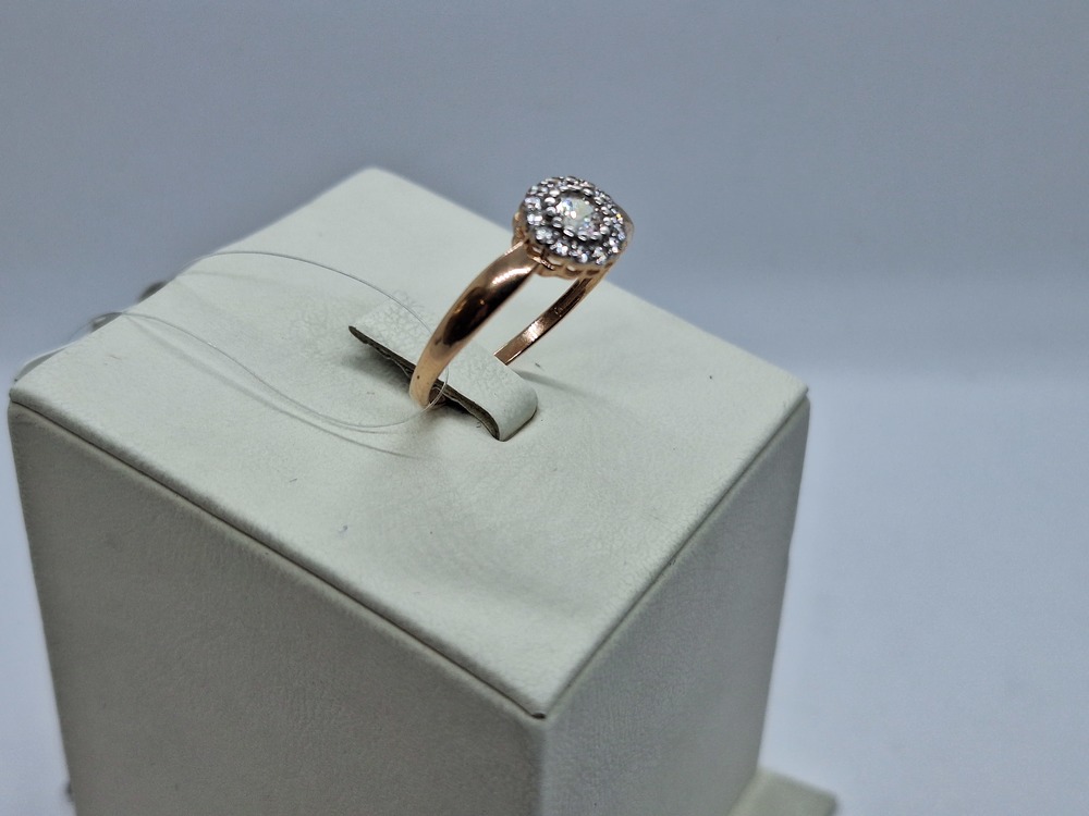 01-117862 КОЛЬЦО С КАМНЯМИ (Au 585)