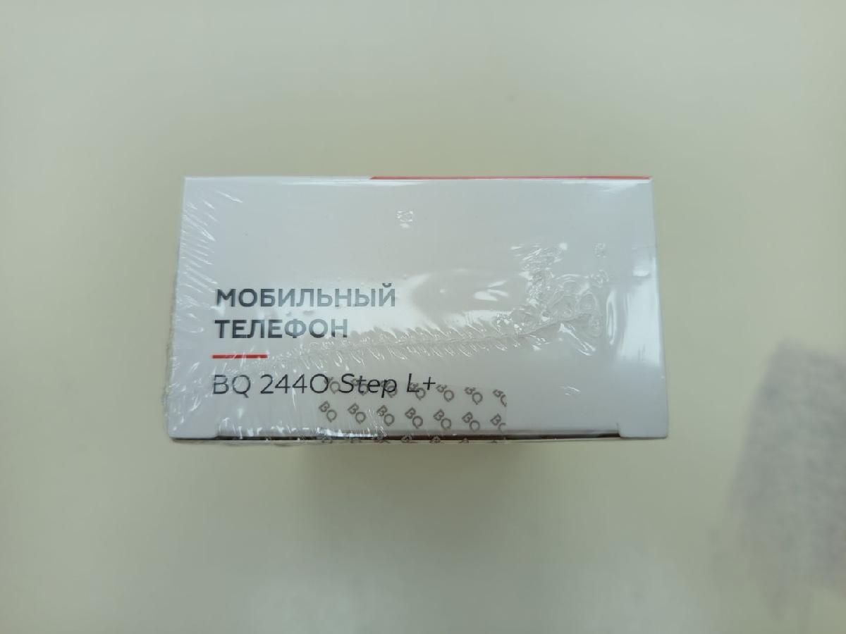 Мобильный телефон BQ 2440