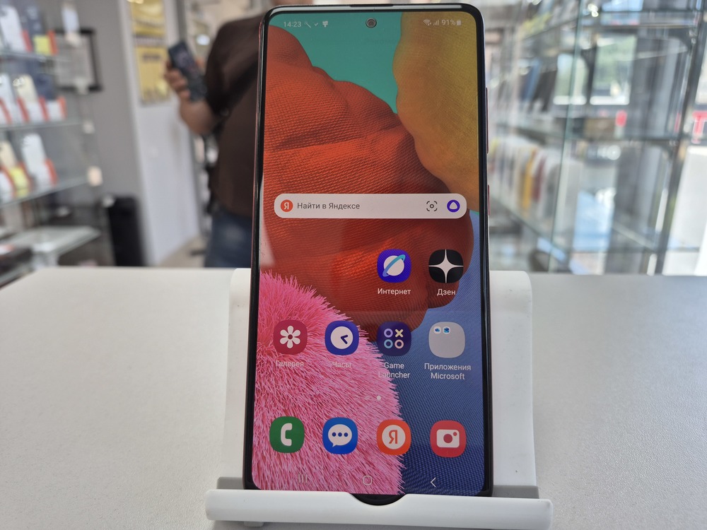 Смартфон Samsung Galaxy A51 4/64
