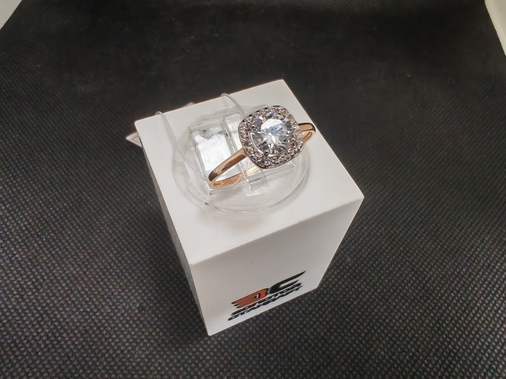 КОЛЬЦО С КАМНЯМИ (Au 585)