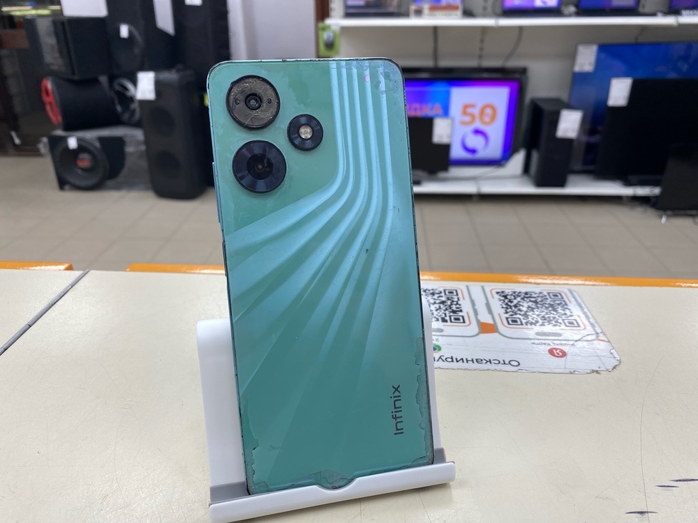 Смартфон Infinix HOT 30 4/128