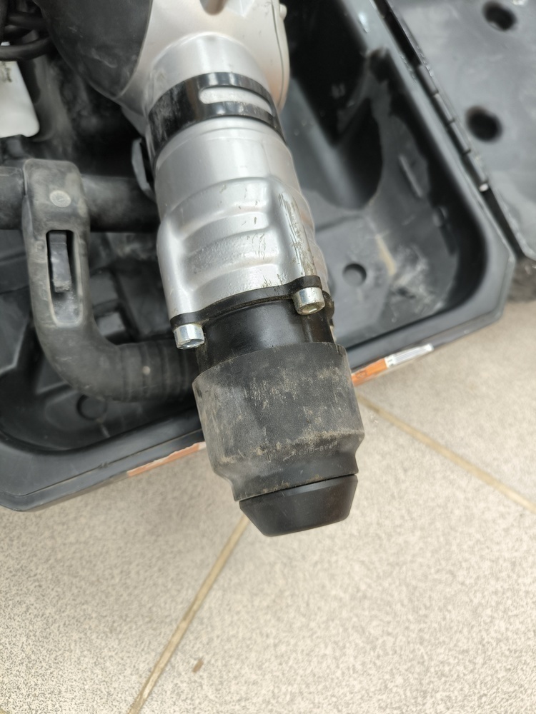 Перфоратор AEG PN11E;