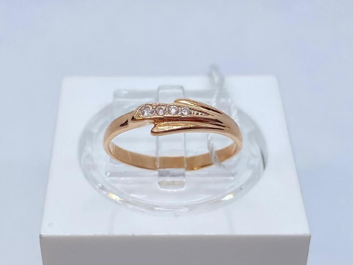 КОЛЬЦО С КАМНЯМИ (Au 585)