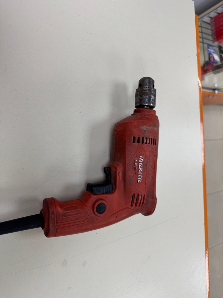 Дрель-безударная Makita M0600