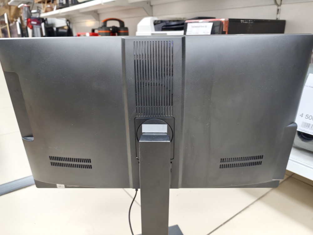 Моноблок Roverbook Helios; Core i3-10100, Intel UHD Graphics 630, 8 Гб, 256 Гб, Нет