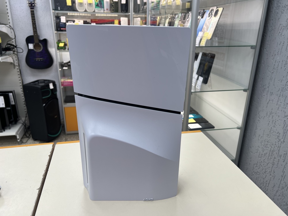Игровая приставка PlayStation 5 825Gb (С дисководом)