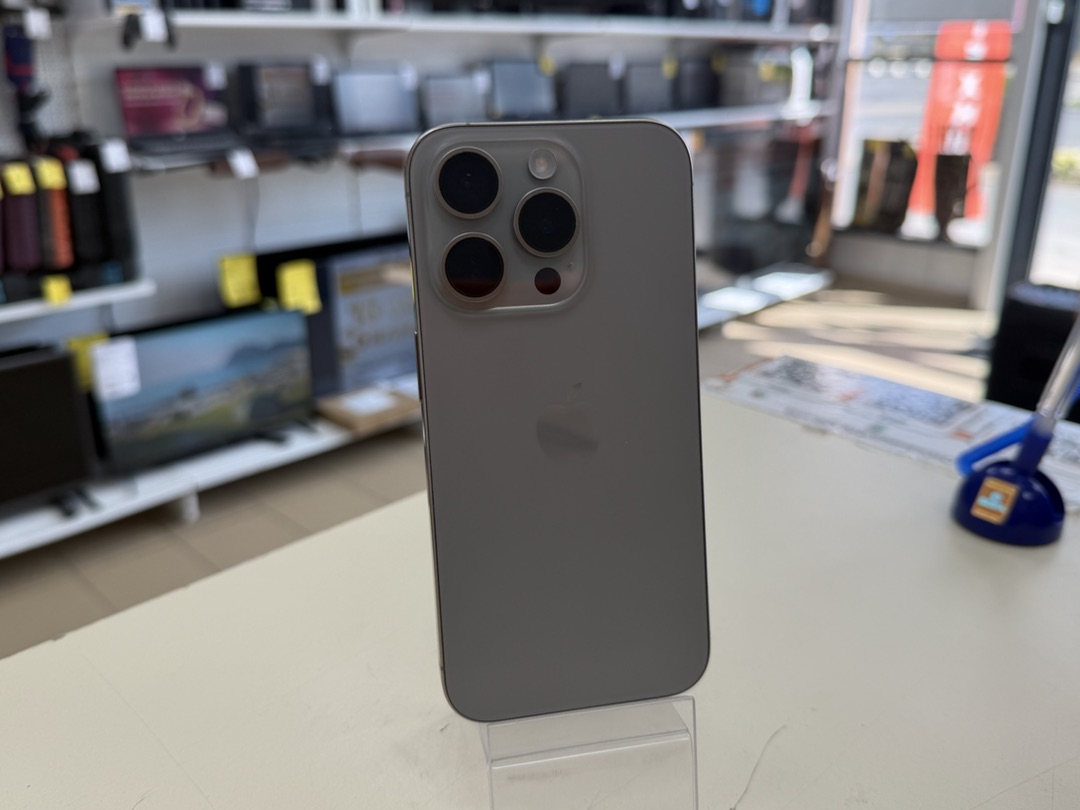 Смартфон Apple Iphone 15 Pro 256Gb