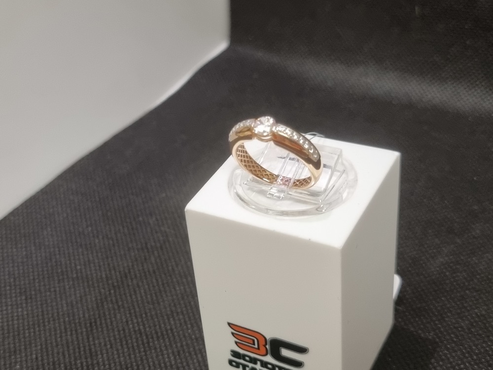 КОЛЬЦО С КАМНЯМИ (Au 585)