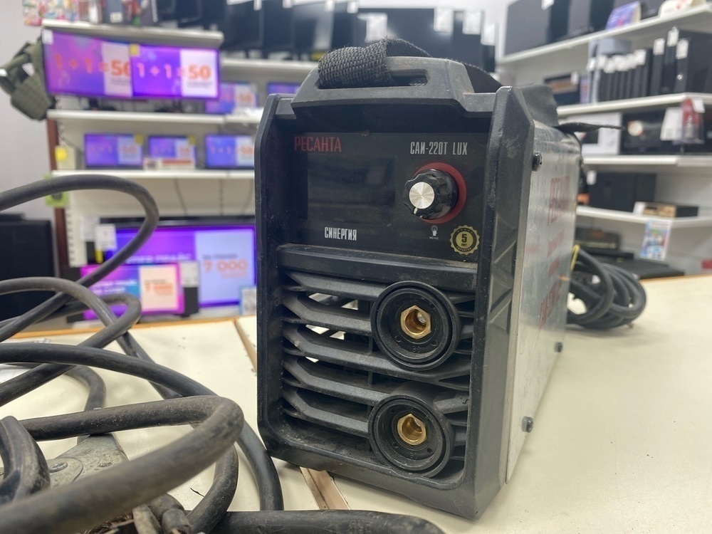Сварочный аппарат Ресанта САИ-220Т LUX