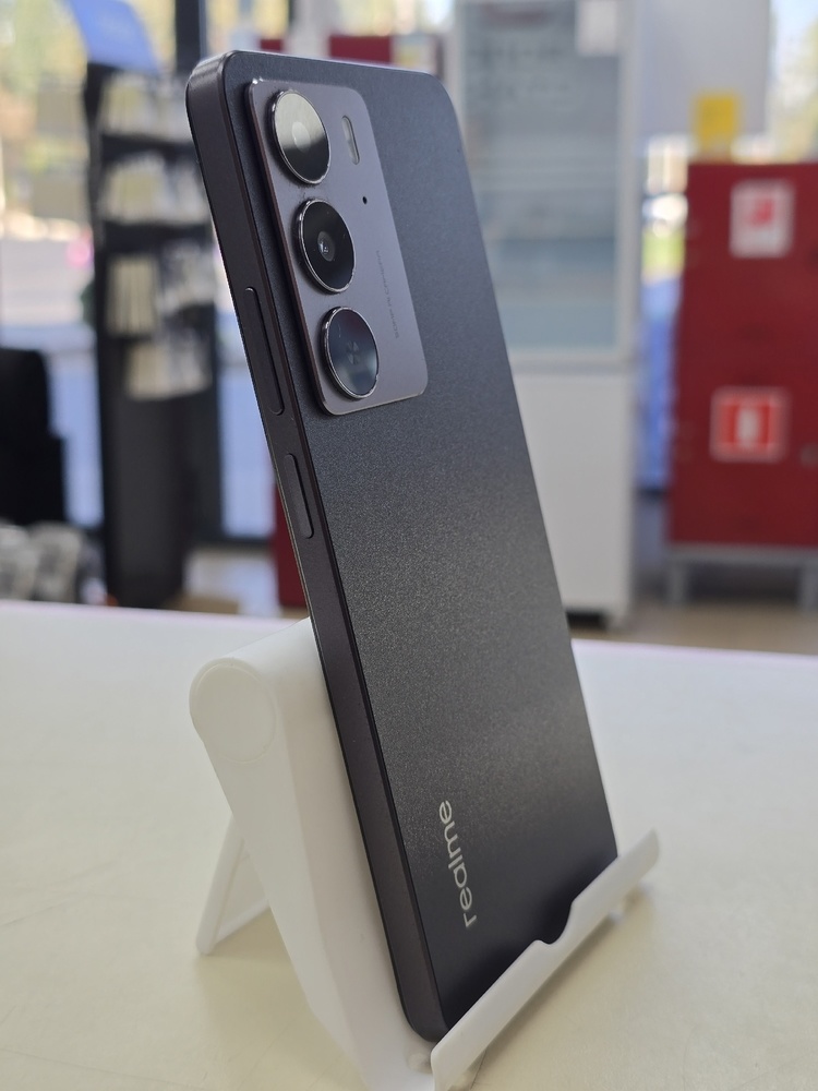 Смартфон Realme C75 8/128