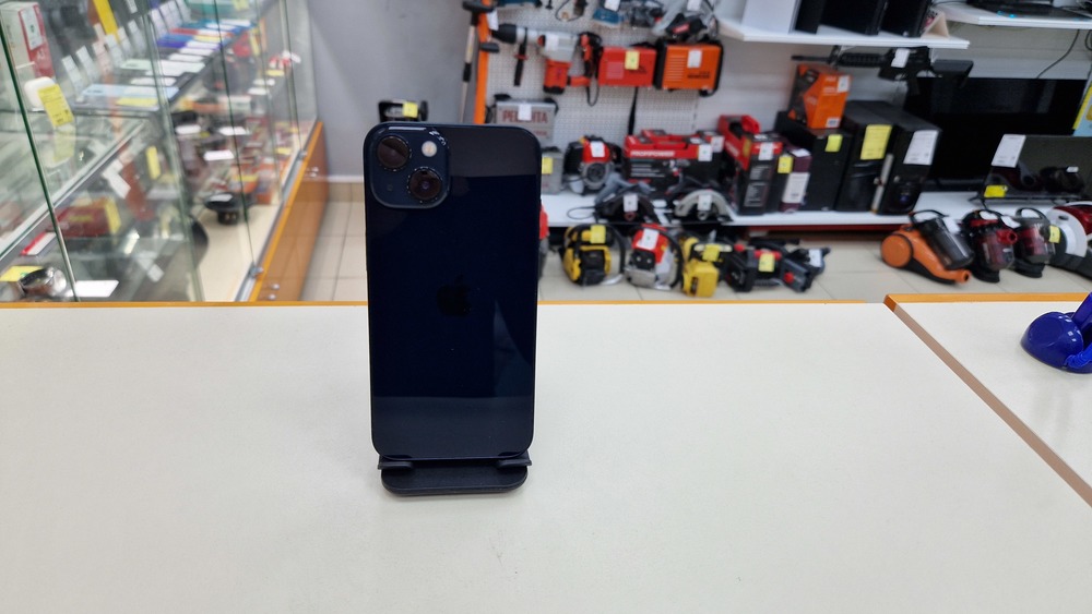 Смартфон Apple iPhone 13 128Gb