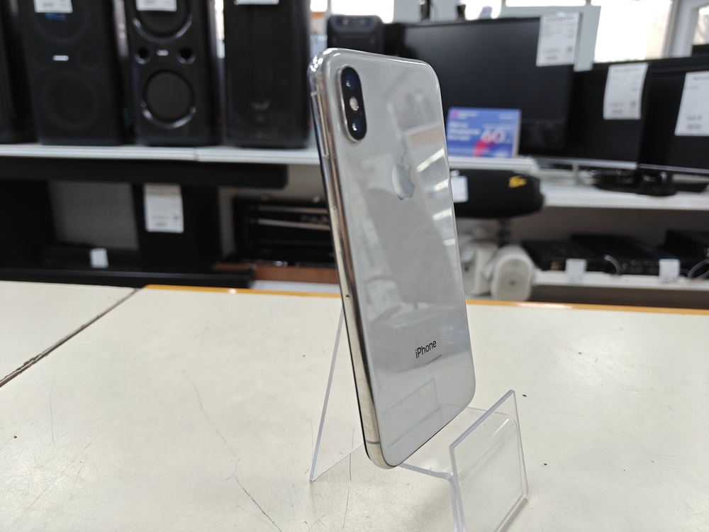 Смартфон Apple iPhone X 64Gb