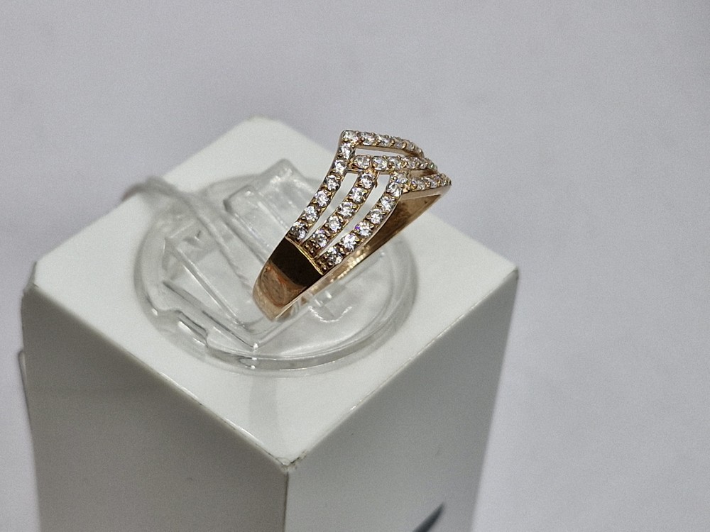 КОЛКМИ585 КОЛЬЦО С КАМНЯМИ (Au 585)