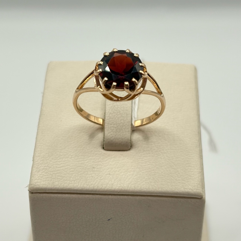 КОЛКМ585 КОЛЬЦО С КАМНЕМ (Au 585)