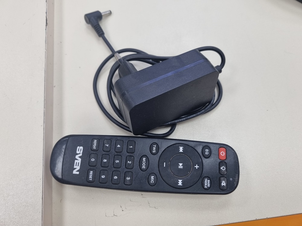 Портативная акустика SVEN PS-720