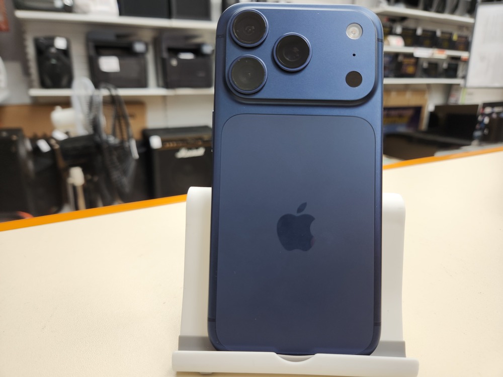 Смартфон Apple Iphone 17 Pro 256Gb