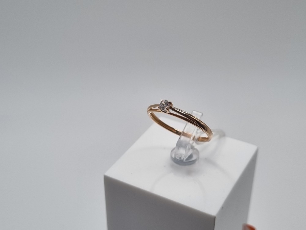 КОЛКМ585 КОЛЬЦО С КАМНЕМ (Au 585)