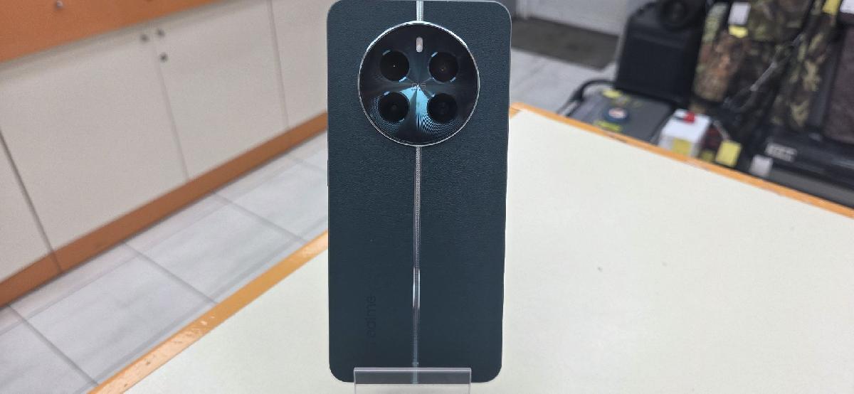 Смартфон Realme 12+ 12/256