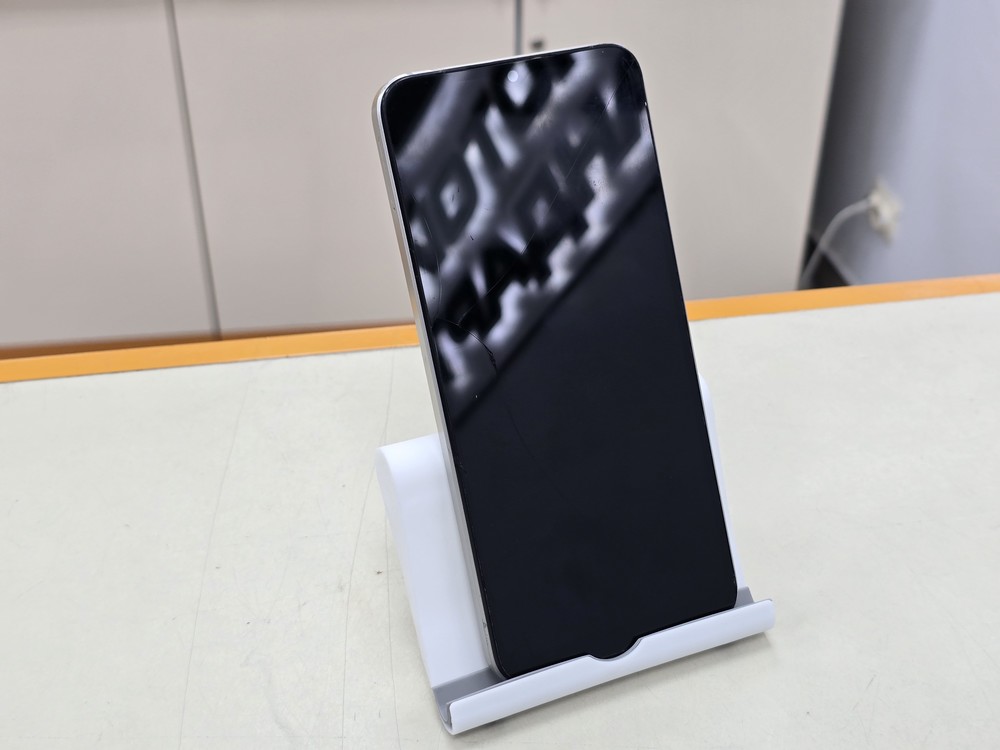 Смартфон Realme C33 4/64