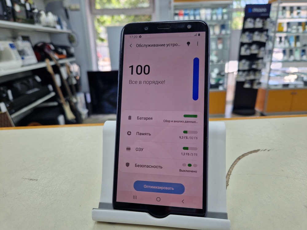 Смартфон Samsung Galaxy J6 2018 3/32