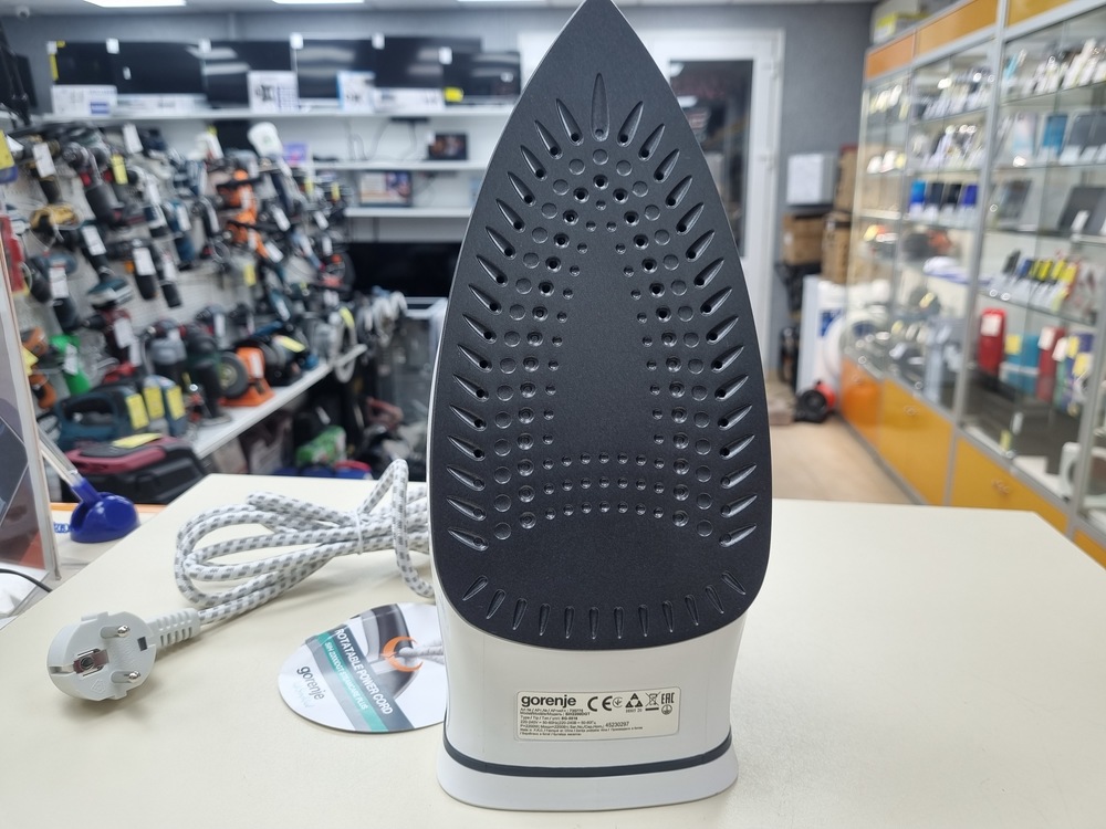 Утюг Gorenje SIH2200DGT