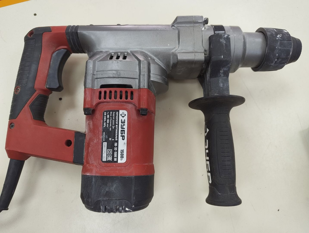 Перфоратор Зубр ПВ-32-1500 ЭВ