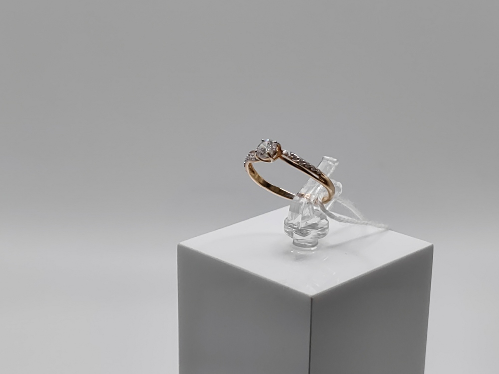 КОЛКМИ585 КОЛЬЦО С КАМНЯМИ (Au 585)