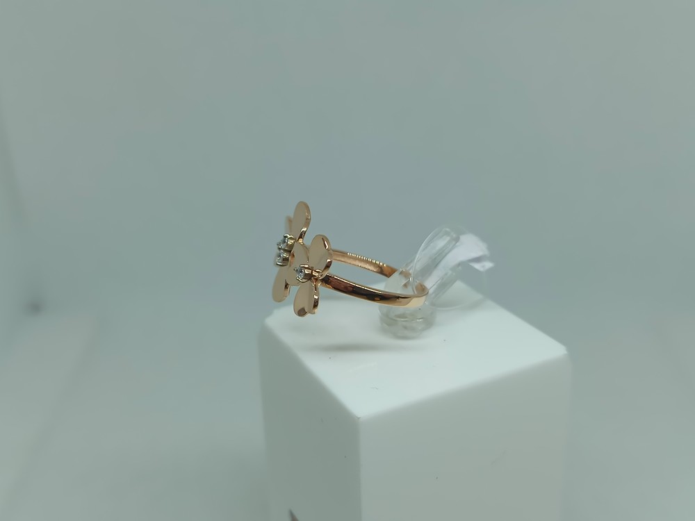 КОЛЬЦО С КАМНЯМИ (Au 585)