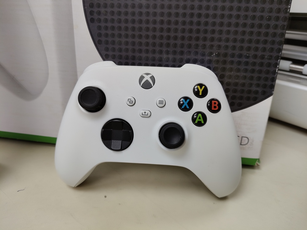 Игровая приставка Xbox Series S 1Tb SSD