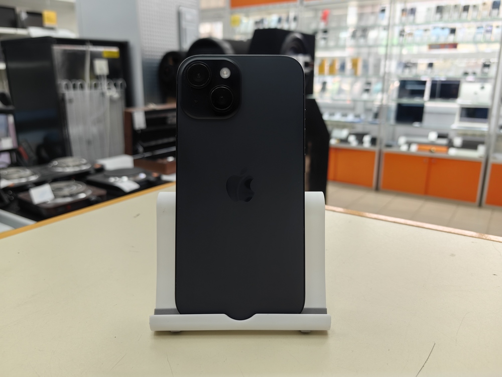 Смартфон Apple Iphone 15 256Gb