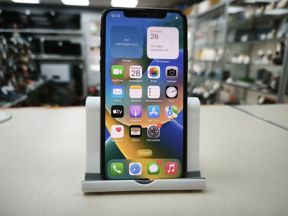 Смартфон Apple iPhone X 64Gb