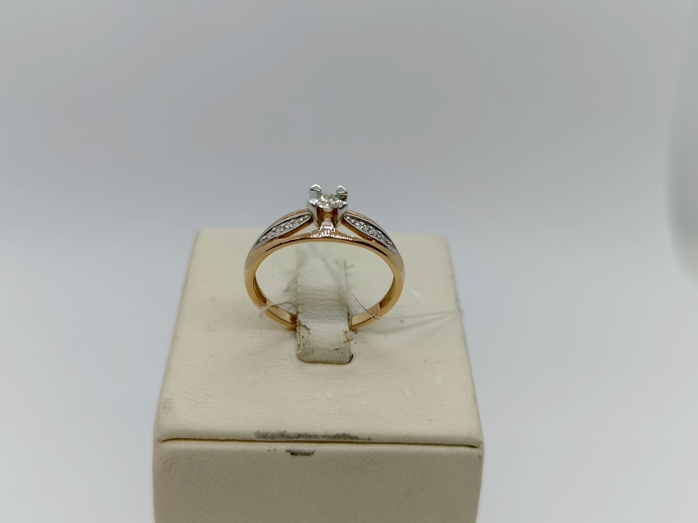 КОЛЬЦО С КАМНЯМИ (Au 585)