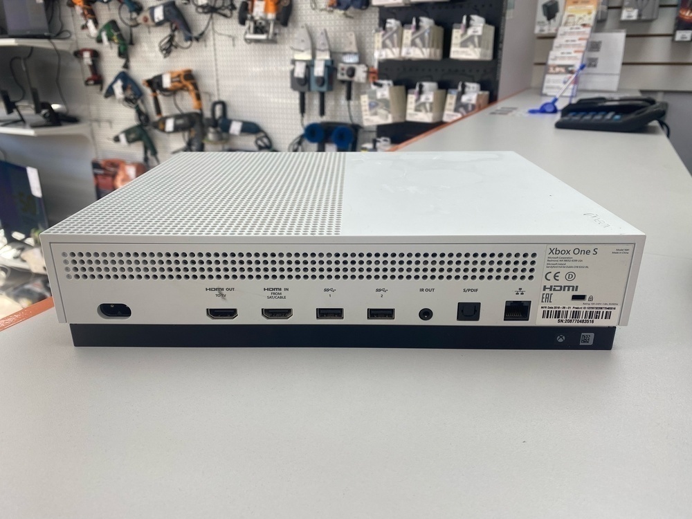 Игровая приставка Xbox One S 1TB