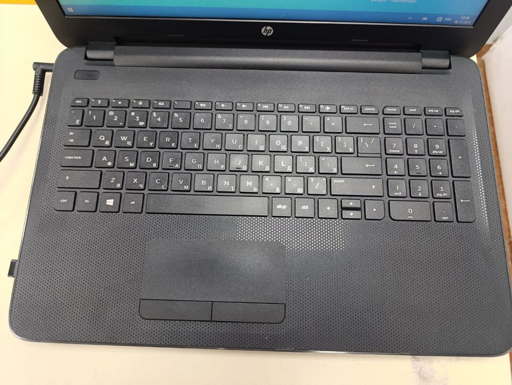 Ноутбук HP; A6-6310, Radeon R4 series, 8 Гб, Нет, 1 Tb