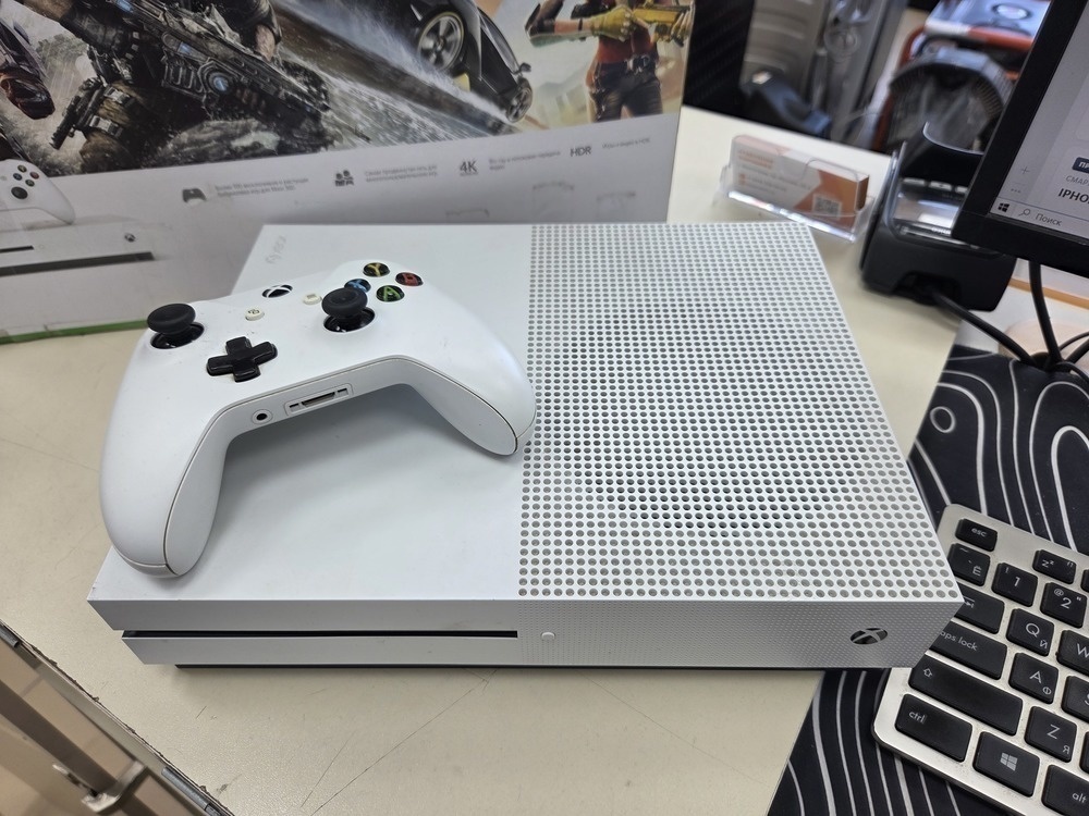 Игровая приставка Xbox One S 500Gb